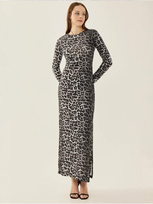 Robe longue fendue à imprimé léopard - Kiabi Robe longue fendue à imprimé léopard - Kiabi
