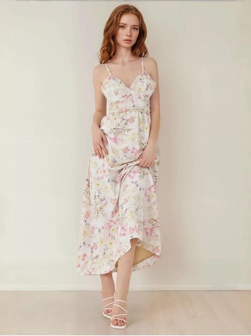 Robe longue fleurie à col en V - Kiabi Robe longue fleurie à col en V - Kiabi