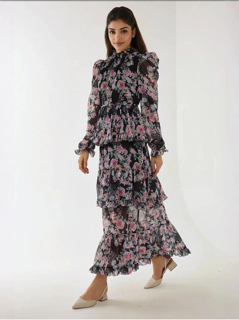Robe longue fleurie à col ras du cou et volants Multicolore - Kiabi