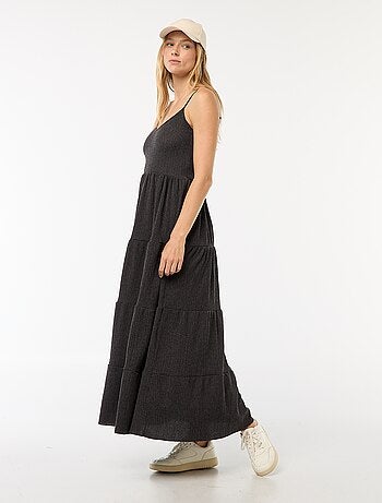 Robe longue gaufrée à étages