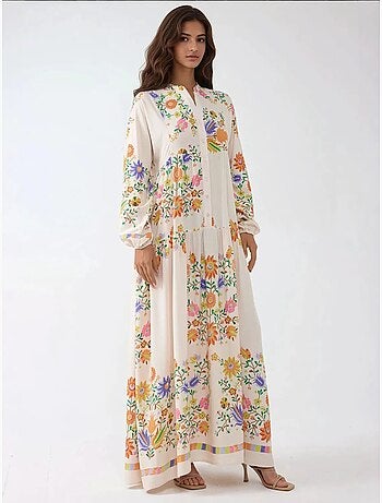 Robe longue imprimée à col en v et détails boutonnés