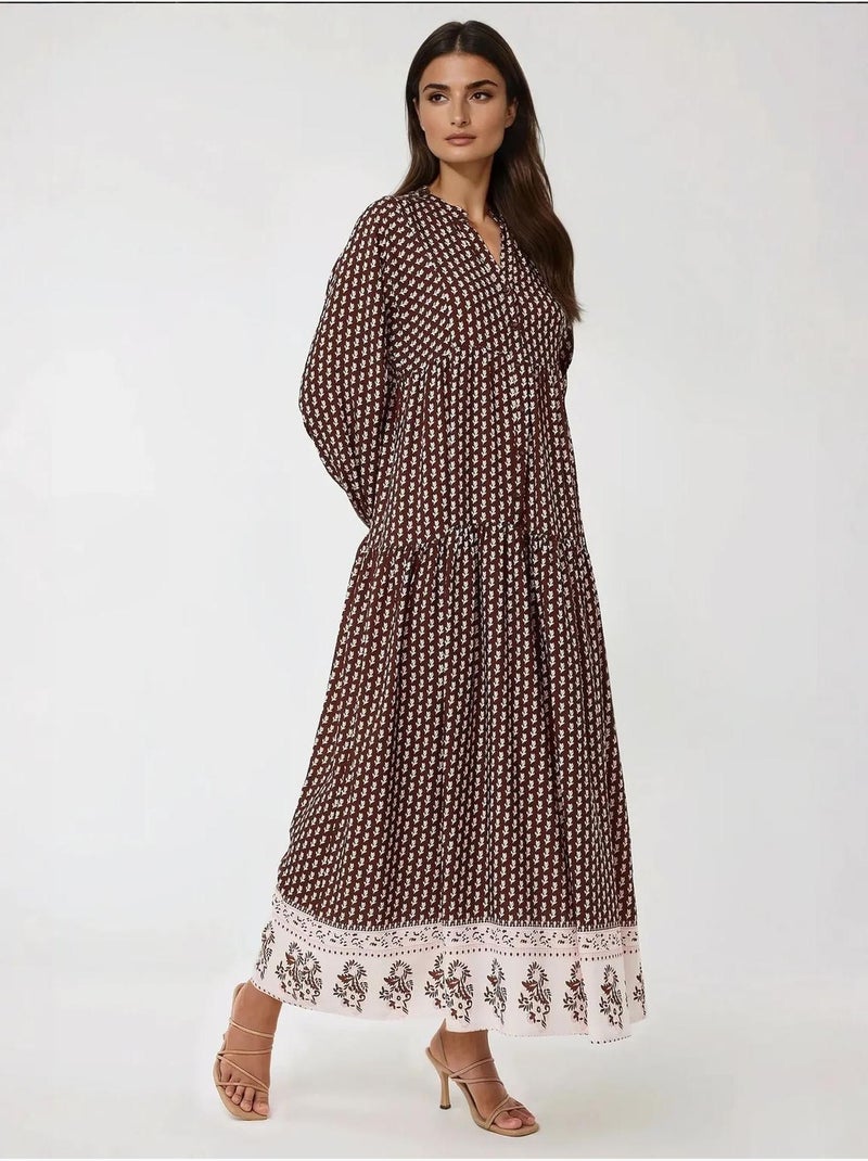 Robe longue imprimée à col en v Marron - Kiabi