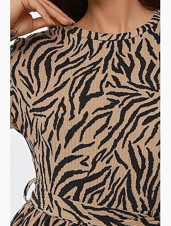 Robe longue imprimée à col ras du cou et ceinture hiccup