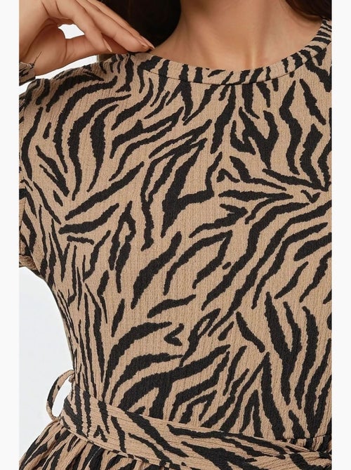 Robe longue imprimée à col ras du cou et ceinture hiccup - Kiabi