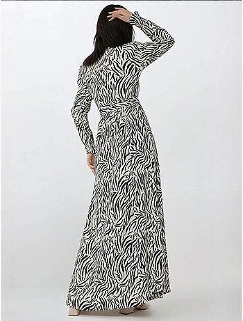 Robe longue imprimée à col ras du cou et ceinture