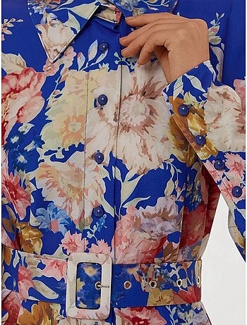 Robe longue imprimée à manches longues avec ceinture