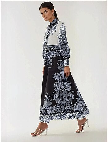 Robe longue imprimée à manches longues avec ceinture