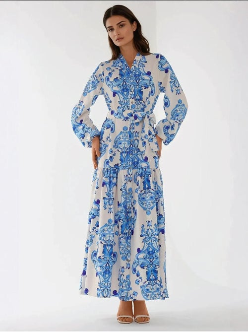 Robe longue imprimée à manches longues avec ceinture - Kiabi Robe longue imprimée à manches longues avec ceinture - Kiabi