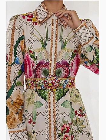 Robe longue imprimée à manches longues avec ceinture hiccup