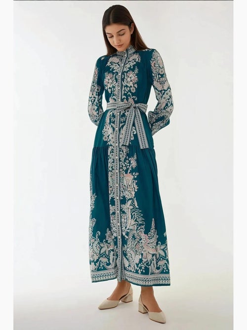 Robe longue imprimée à manches longues avec ceinture hiccup - Kiabi