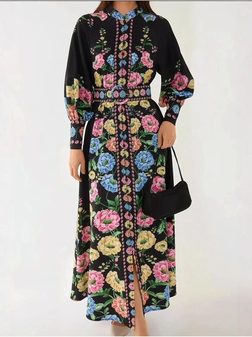 Robe longue imprimée à manches longues avec ceinture - Kiabi Robe longue imprimée à manches longues avec ceinture - Kiabi