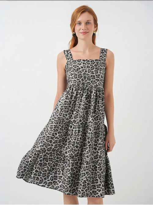 Robe longue imprimée avec col carré et fermeture éclair bdart - Kiabi Robe longue imprimée avec col carré et fermeture éclair bdart - Kiabi