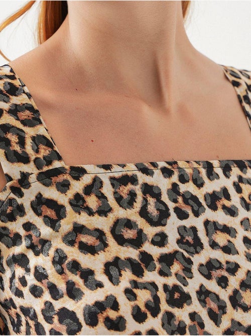 Robe longue imprimée avec col carré et fermeture éclair bdart - Kiabi Robe longue imprimée avec col carré et fermeture éclair bdart - Kiabi