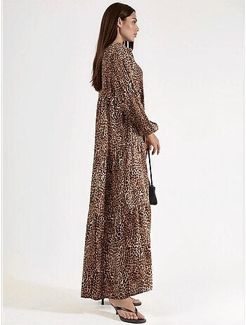 Robe longue imprimée léopard, coupe confortable, col en v et fermeture boutonnée