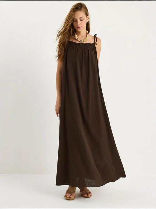 Robe longue midi à col carré et détails volantés lucci - Kiabi
