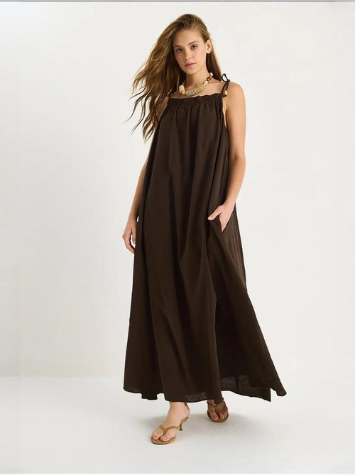 Robe longue midi à col carré et détails volantés lucci - Kiabi