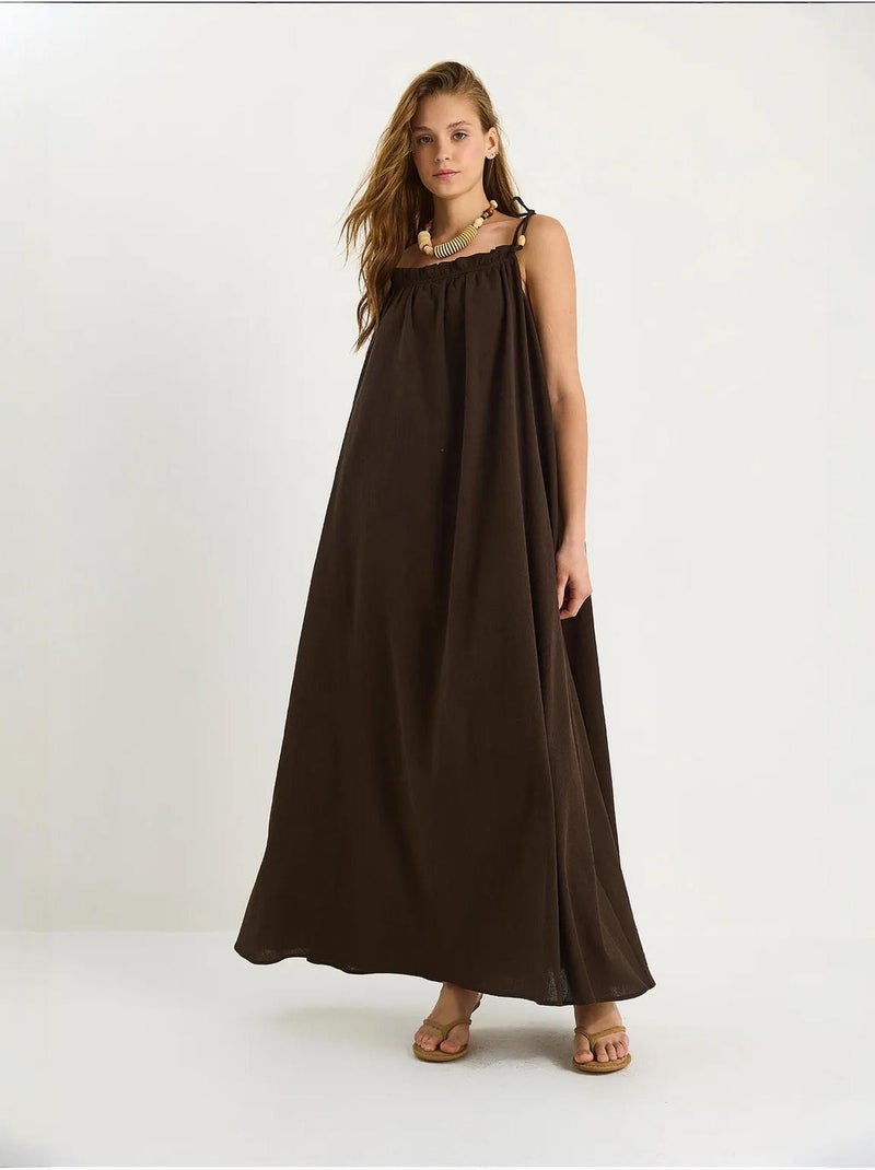Robe longue midi à col carré et détails volantés lucci Marron noisette - Kiabi