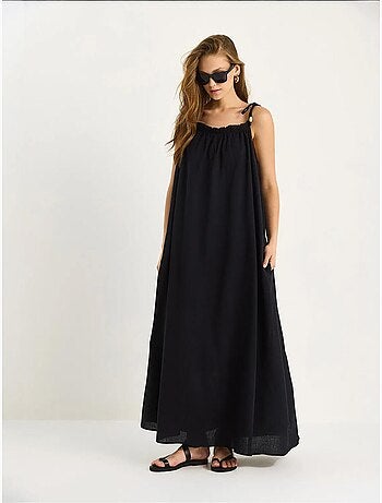 Robe longue midi à col carré et détails volantés lucci