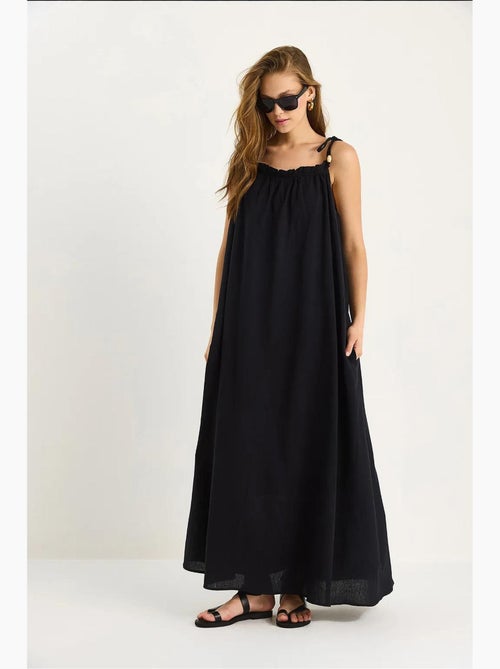 Robe longue midi à col carré et détails volantés lucci - Kiabi Robe longue midi à col carré et détails volantés lucci - Kiabi