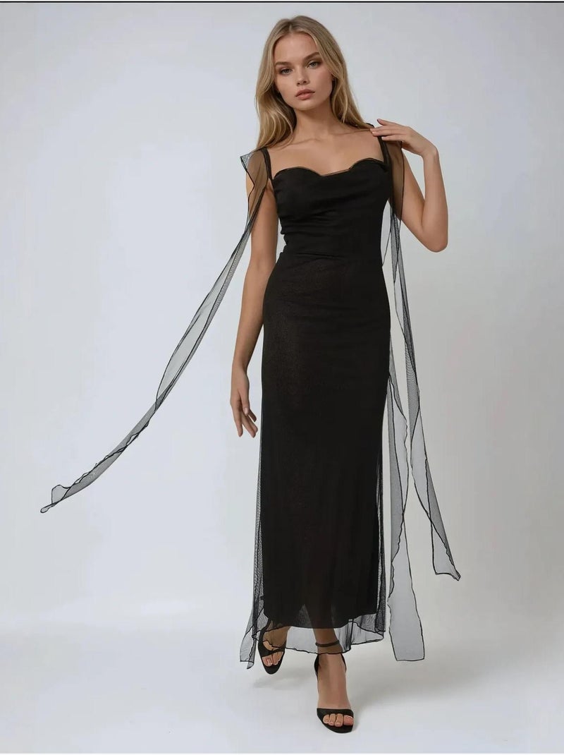Robe longue moulante à col cœur et volants Noir - Kiabi