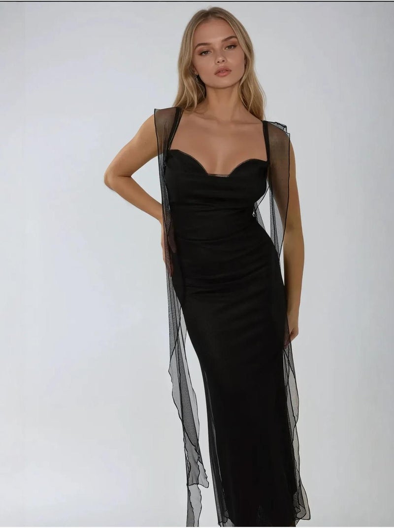 Robe longue moulante à col cœur et volants Noir - Kiabi