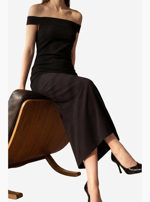 Robe longue moulante à épaules dénudées et fente my fashion - Kiabi Robe longue moulante à épaules dénudées et fente my fashion - Kiabi
