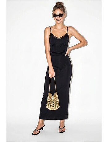 Robe longue moulante en dentelle lucci