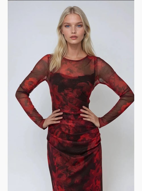 Robe longue moulante en maille à imprimé floral hiccup - Kiabi Robe longue moulante en maille à imprimé floral hiccup - Kiabi