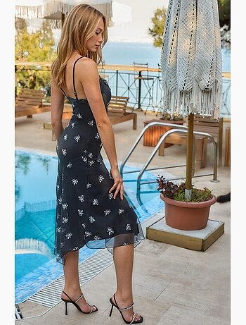 Robe longue moulante imprimée à col en v et détails en dentelle hiccup