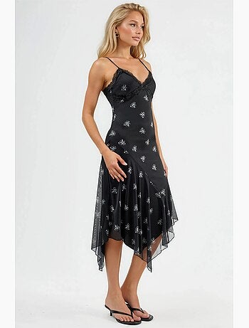 Robe longue moulante imprimée à col en v et détails en dentelle hiccup