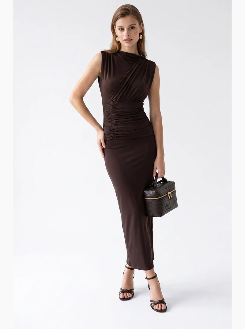Robe longue moulante sans manches à col bénitier mixray Marron chocolat - Kiabi