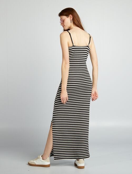Robe Longue Rayée et Fleurie | Fraîcheur Graphique et Élégance Colorée main image 1