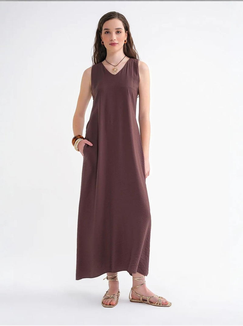 Robe longue sans manches à col en v et poches mixray Marron clair - Kiabi