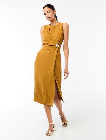 Robe longue sans manches avec effet drapé