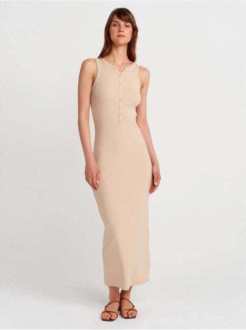 Robe Longue Sans Manches En Maille Côtelée - Kiabi Robe Longue Sans Manches En Maille Côtelée - Kiabi