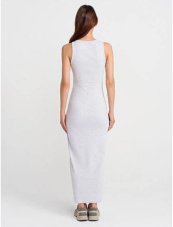 Robe longue sans manches en maille côtelée dilvin