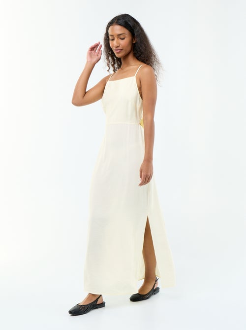 Robe longue satinée à fines bretelles - Kiabi
