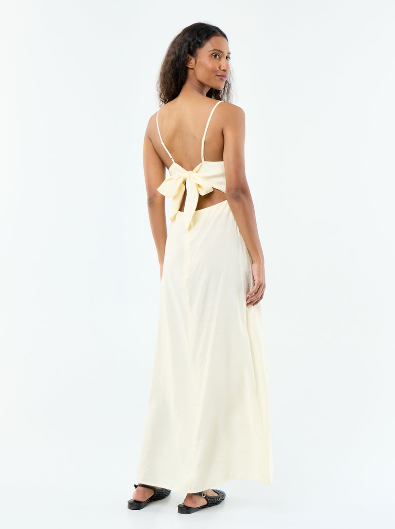 Robe longue satinée à fines bretelles Jaune - Kiabi