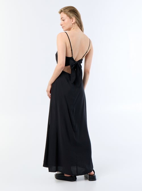 Robe longue satinée à fines bretelles - Kiabi