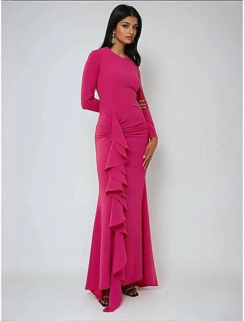 Robe longue sur mesure exclusive avec détails à volants