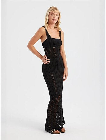 Robe longue texturée au crochet à décolleté plongeant