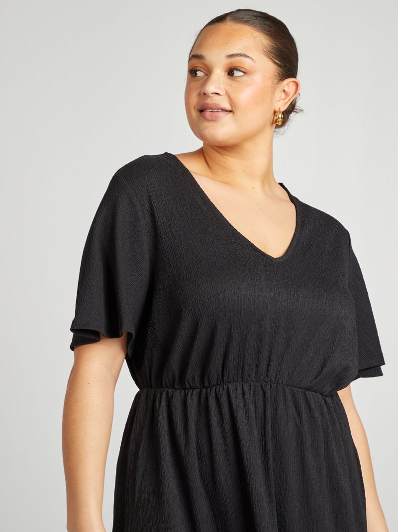 robe-longue-tissu-textur-noir-grandes-tailles-femme-8-00-kiabi