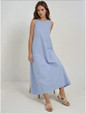 Robe longue trapèze sans manches à col ras du cou