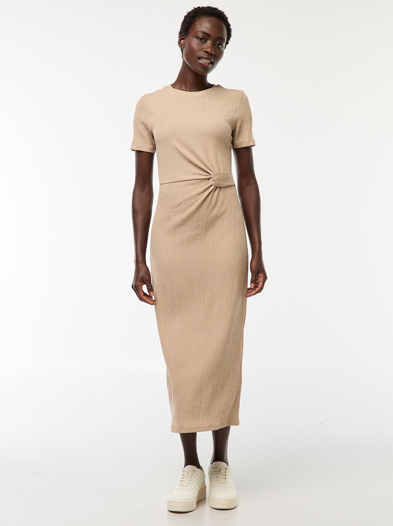 Robe longue twistée à la taille Marron - Kiabi