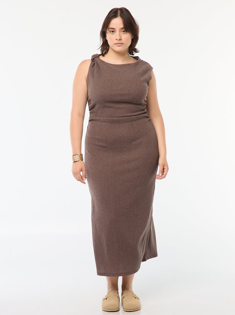 Robe longues sans manches en maille gaufrée Marron - Kiabi