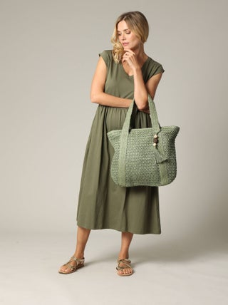 Robe longueur midi à manches courtes avec col V et taille froncée 'Deeluxe'