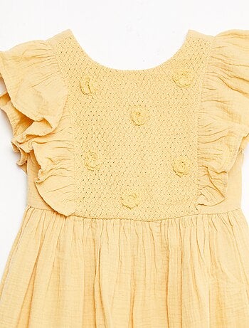 Robe manches courtes avec broderies au col en coton