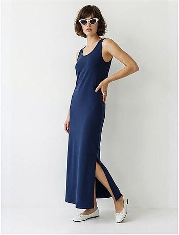 Robe maxi droite sans manches à fente lucci