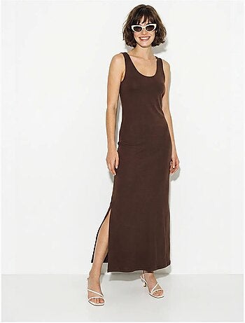 Robe maxi droite sans manches à fente lucci