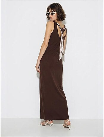 Robe maxi droite sans manches à fente lucci